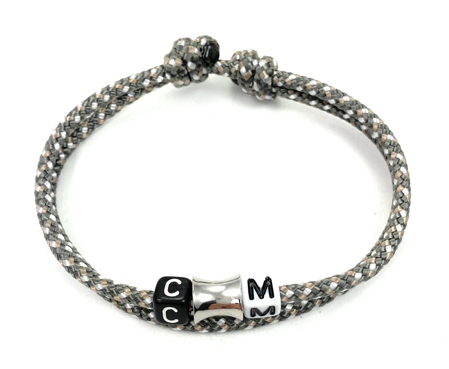 Freundschaftsarmband mit 2 Buchstaben und Edelstahl Bead, Surfer Buchstaben Armband, Verstellbar, ACU Digital