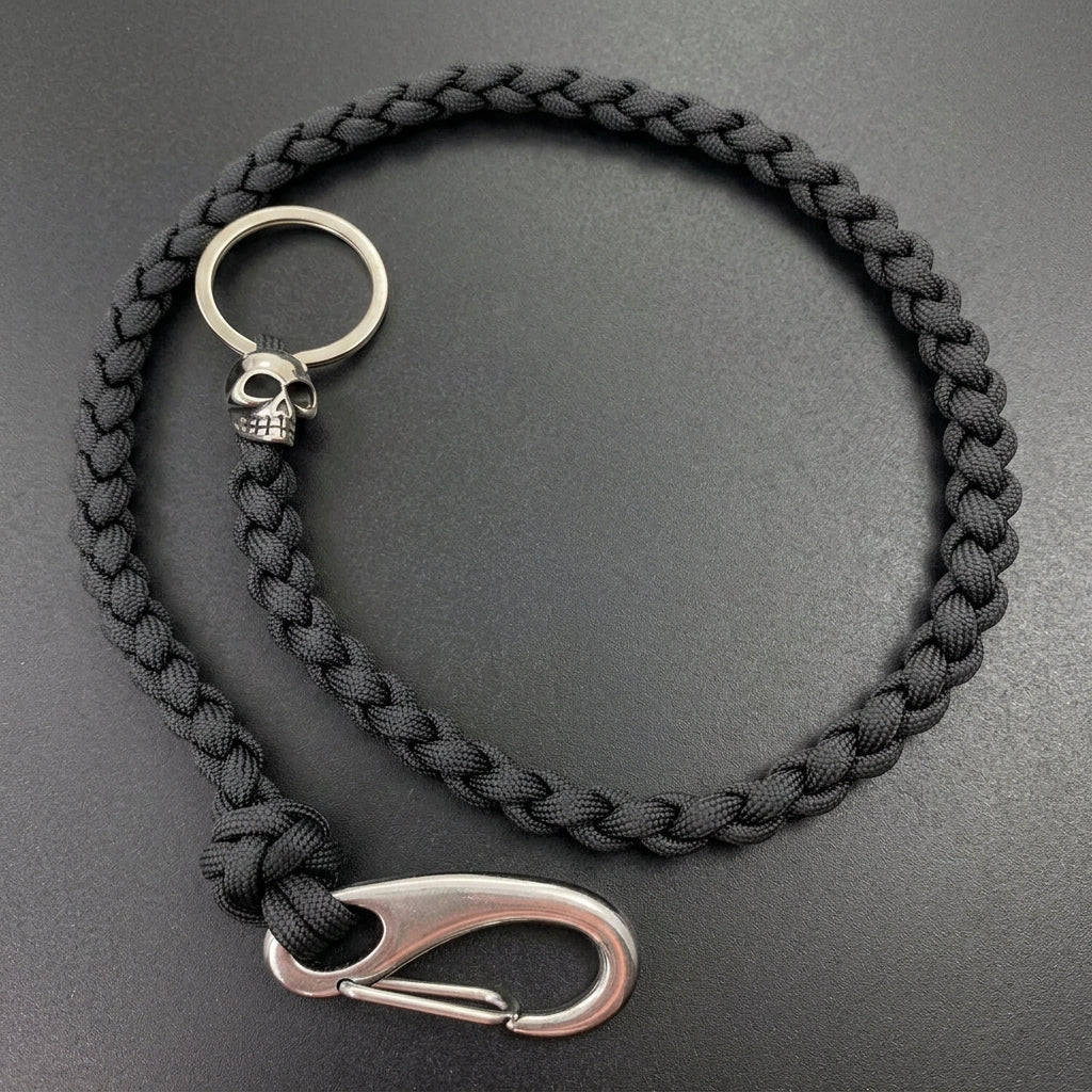 Anthrazitfarbene Paracord-Portemonnaie-Kette mit Edelstahl Totenkopf und Edelstahl-Karabiner.