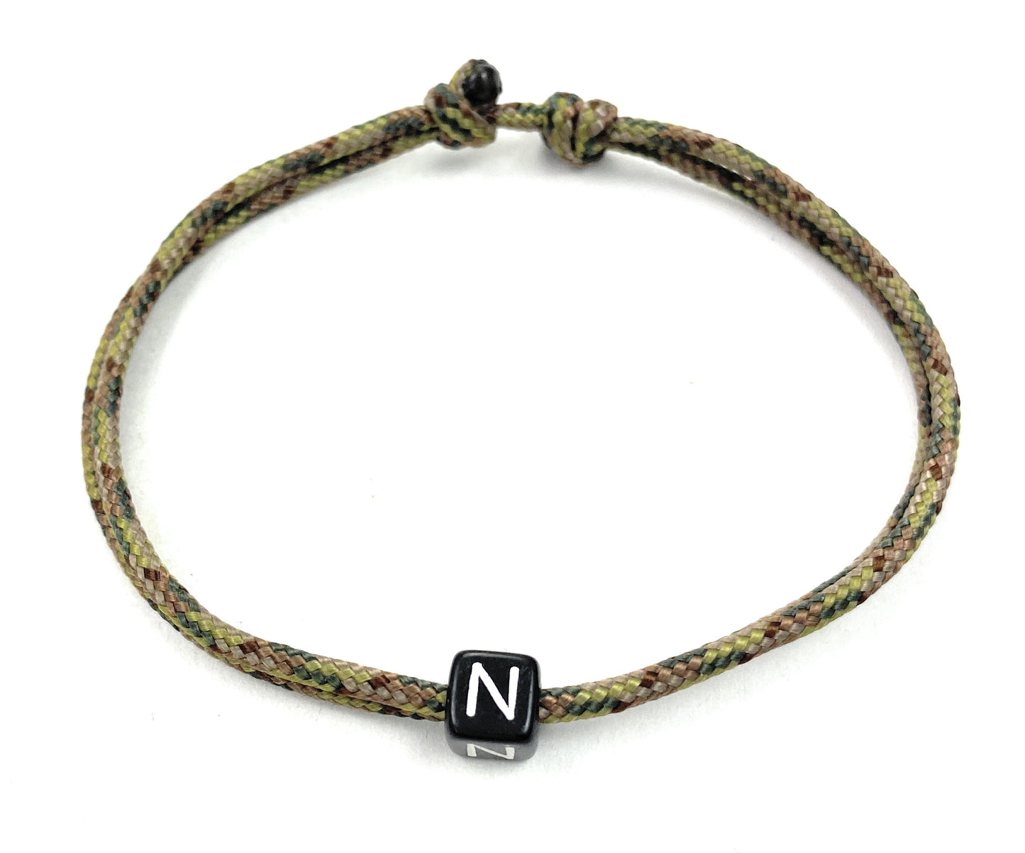 Freundschaftsarmband mit Buchstabe, Surfer Buchstaben Armband, Verstellbar, Multi Camo